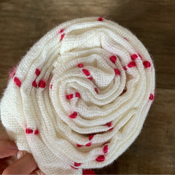 New OpalHouse Tassel throw blanket - Picture 3 of 4